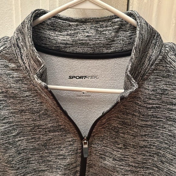 Sport-Tek Athletic Quarter Zip size Large. - Picture 3 of 12